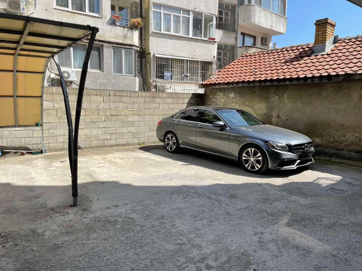 Colibri Central Apartment Varna Luaran gambar