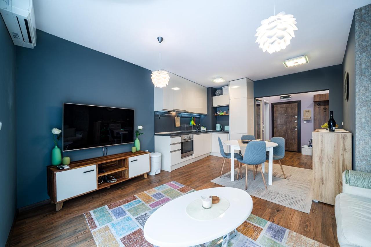 Colibri Central Apartment Varna Luaran gambar