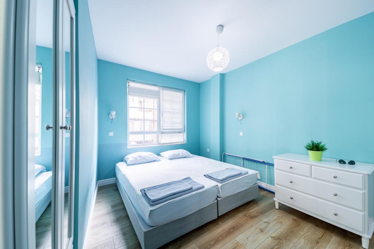 Colibri Central Apartment Varna Luaran gambar