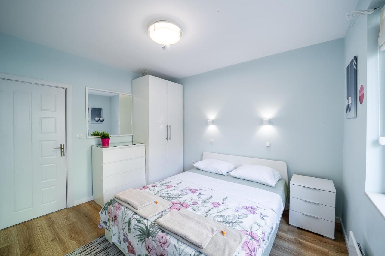 Colibri Central Apartment Varna Luaran gambar